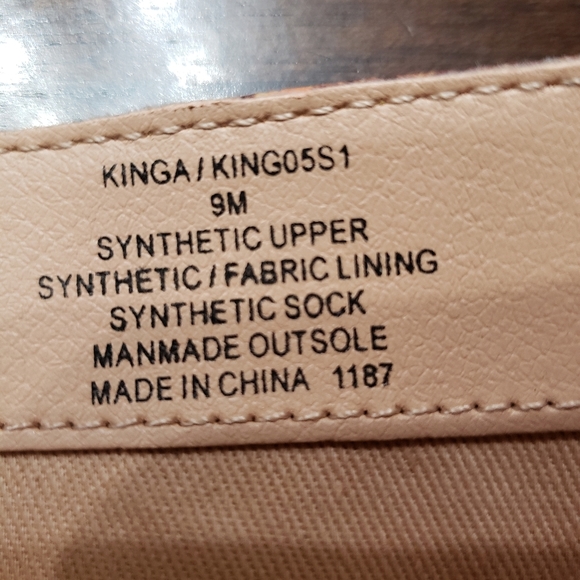 NWOB Steve Madden KINGA Yellow Snake Boots - Picture 3 of 8